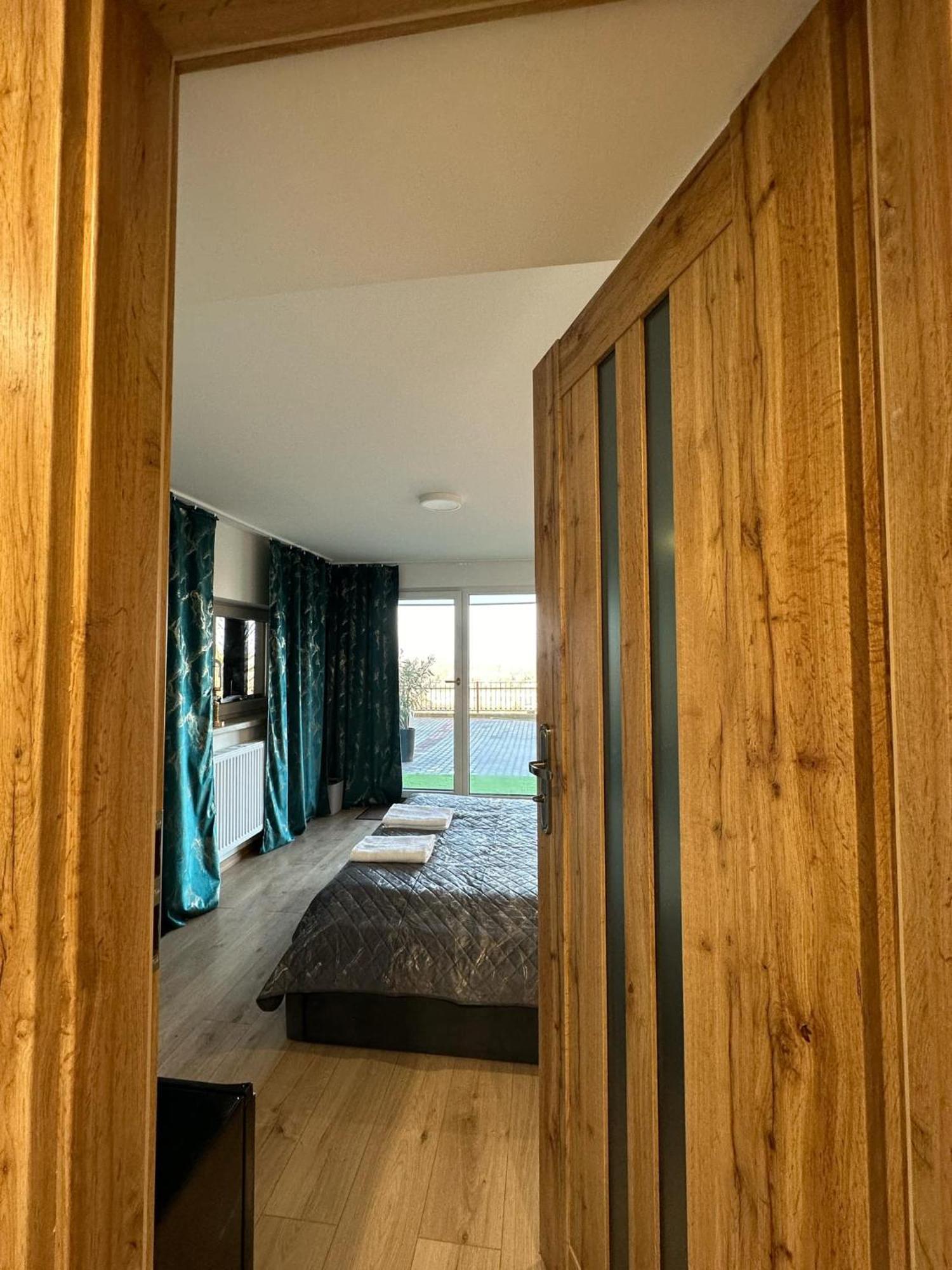 Apartament Bena Ze Zjawiskowym Tarasem Widokowym Chełmno Exterior foto